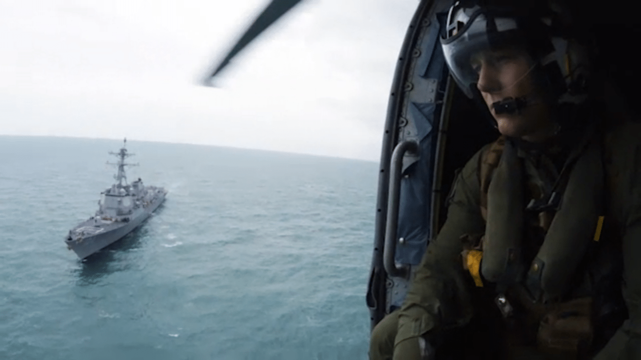 U.S. Navy assists with the search for wreckage from AirAsia flight QZ8501