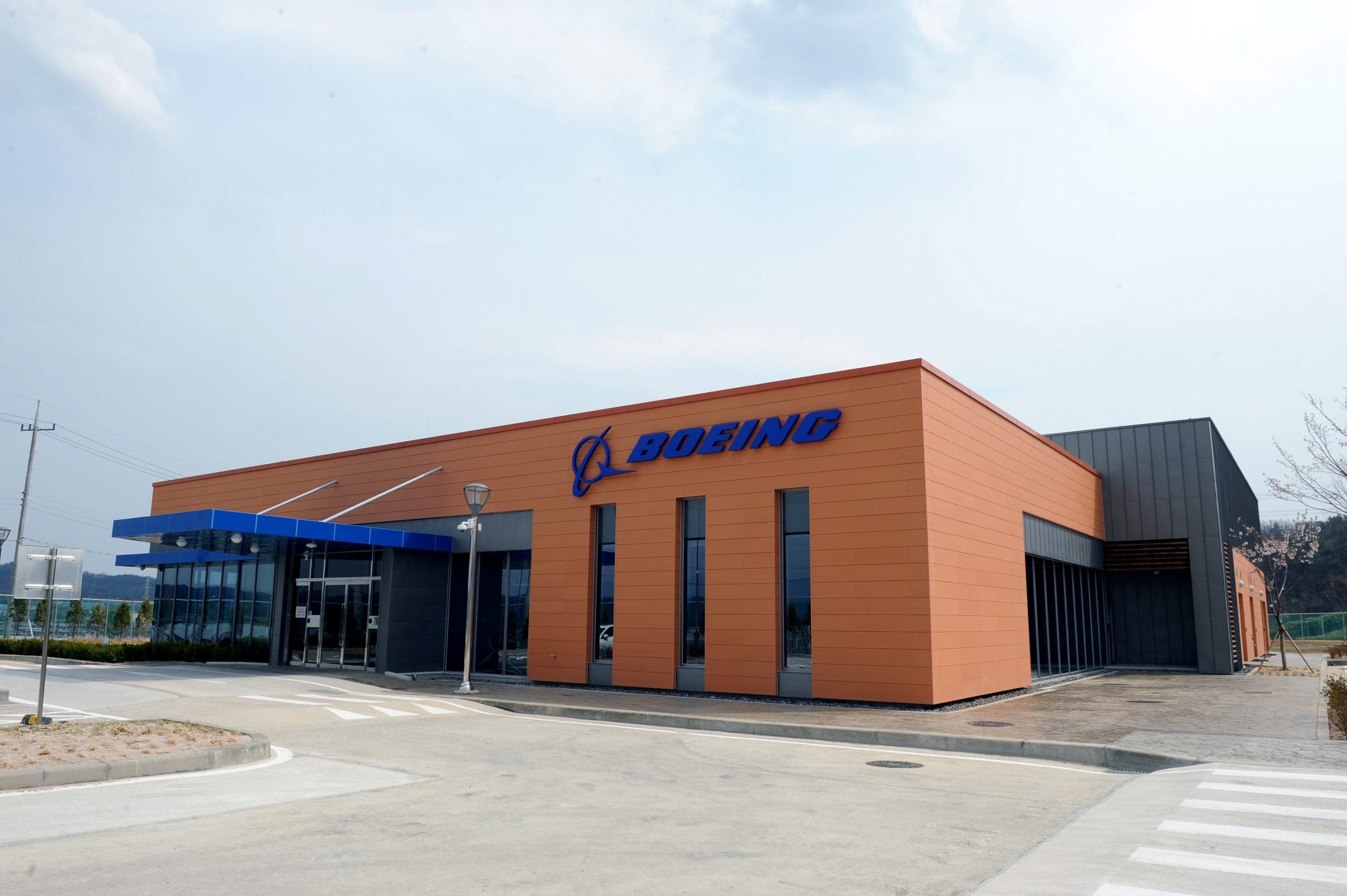 New Boeing avionics facility showcases investment in Korean aerospace industry.