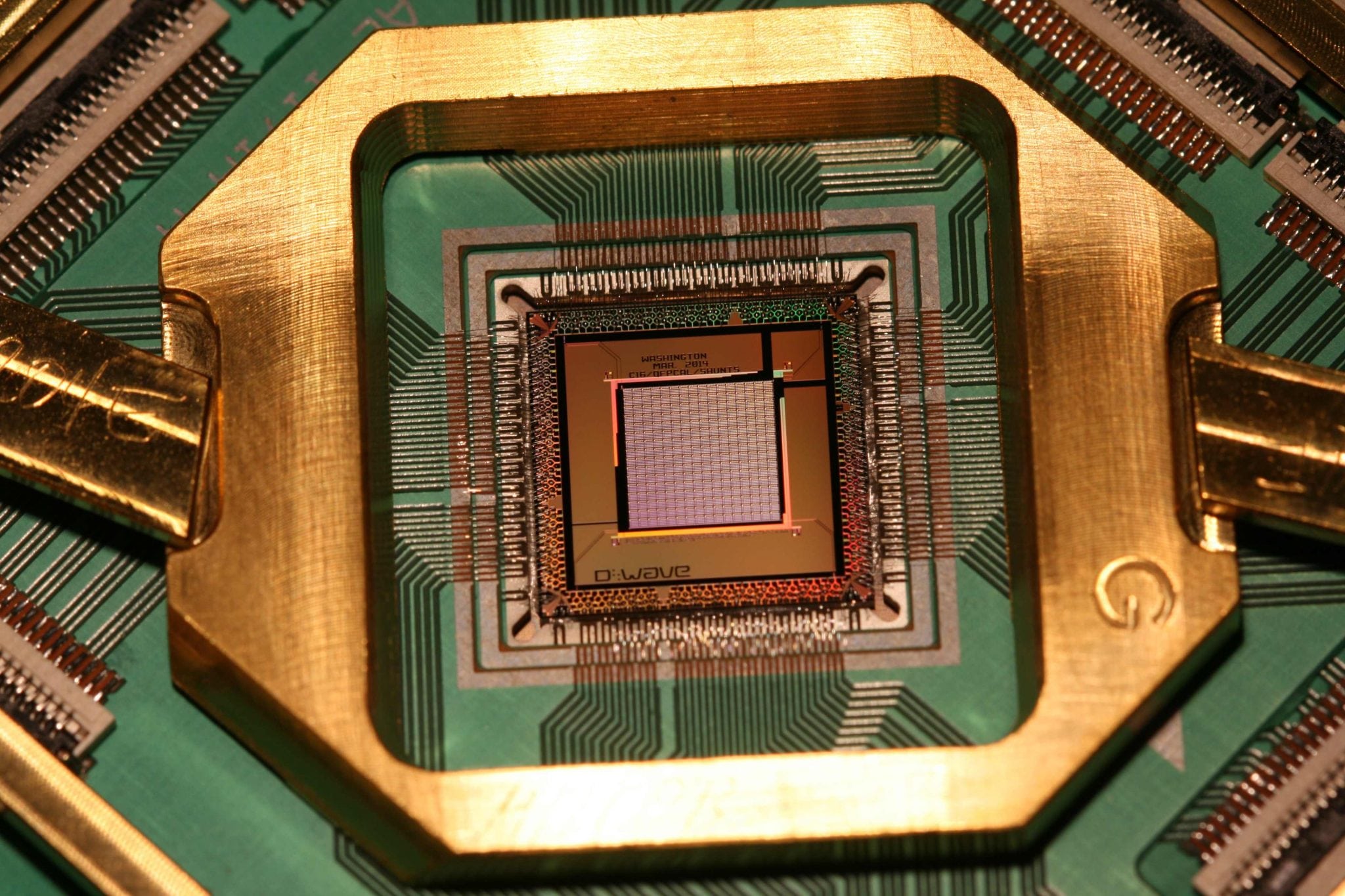 D-Wave 1,000 qubit processor