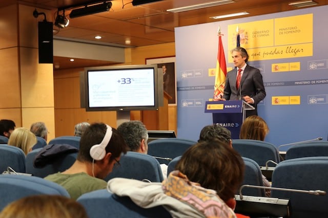 Minister of Development for Spain, Íñigo de la Serna, gives a presentation on the new air navigation plan. Photo: ENAIRE.