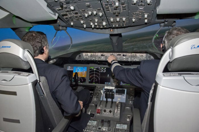 Boeing 787 Simulator. Photo: Boeing.