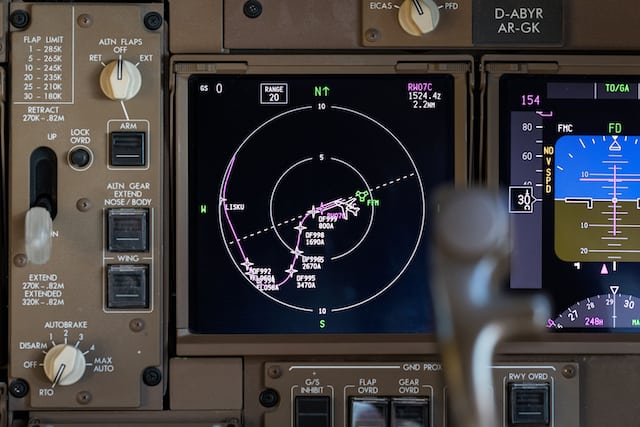 The new precision navigation system, which has been tested since 20 July by German air traffic control, Fraport and Lufthansa, is to be used for the launch of true flight decks in Frankfurt. Photo: DFS.