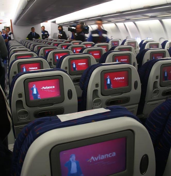 IFE systems on board an Avianca Airbus A330. Photo: Javier Franco (Wikipedia)