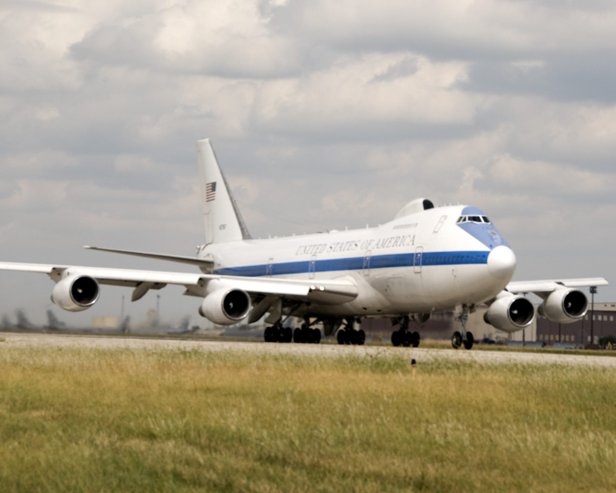 E-4B aircraft