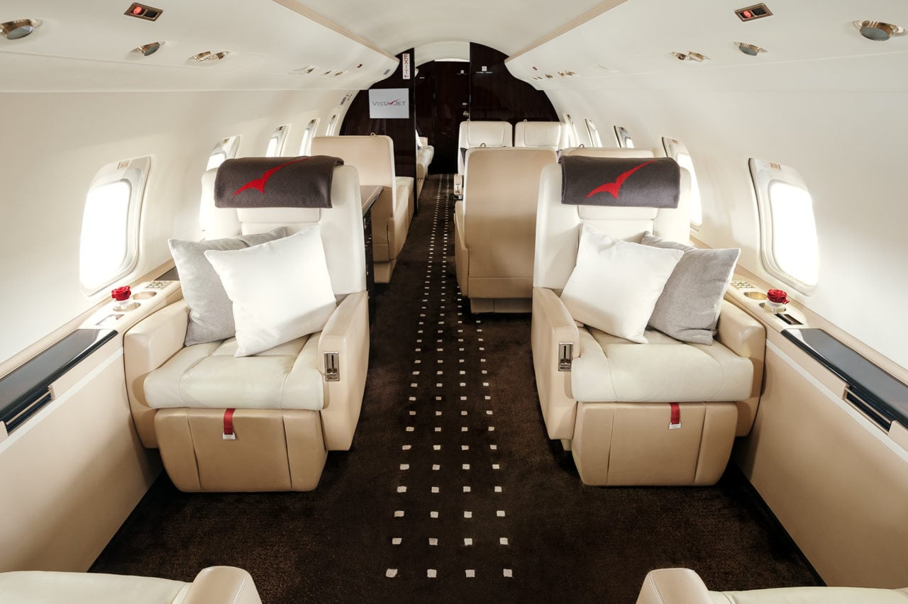 VistaJet will add Jet Connex Broadband to its business jet fleet under a new deal with Rockwell Collins.