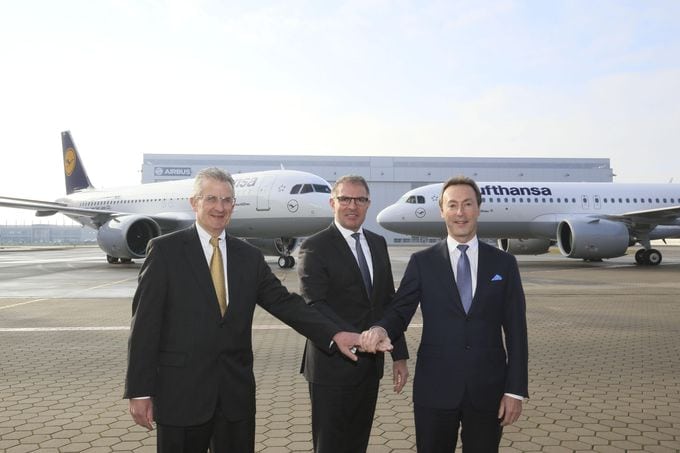 Lufthansa takes delivery of the world's first Airbus A320neo as launching customer. Robert Leduc, President of Pratt & Whitney, Carsten Spohr, Chairman of the Board and CEO of the Lufthansa Group, Airbus President and CEO Fabrice Brégier