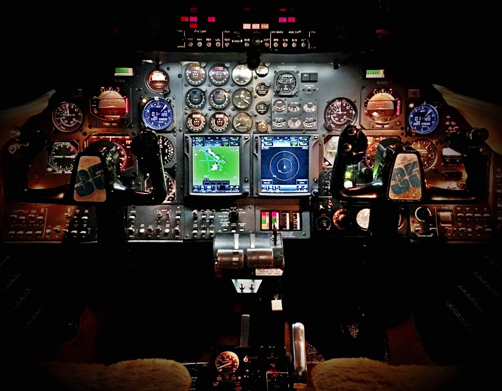 Butler Avionics ADS-B solution in Learjet cockpit