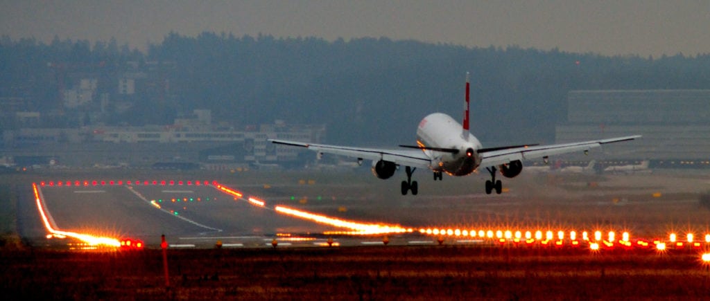 Landing_at_Zurich_International_Airport