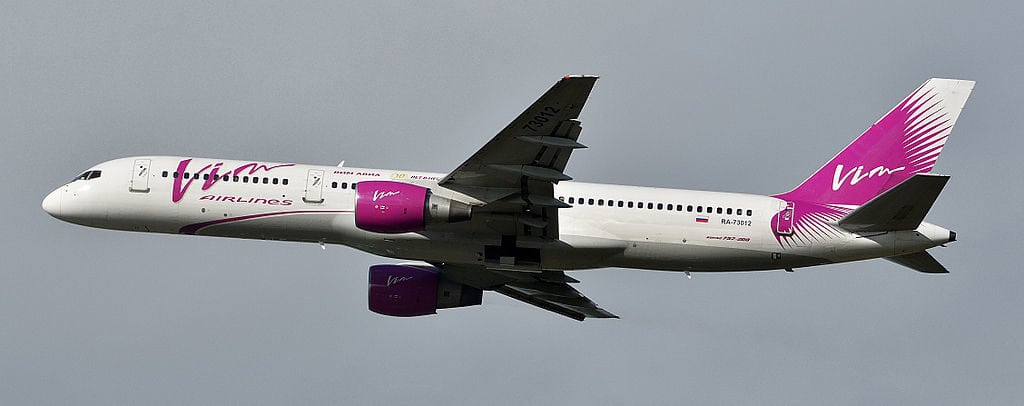 1024px-Boeing_757-230_VIM_Airlines